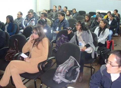 PRENSA 20160711 01 GERENTES Y TÉCNICOS DE EMPRESAS MINERAS SE CAPACITAN EN PATENTES