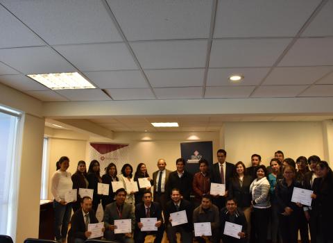 PRENSA 20180322 01 PRIMERA PROMOCIÓN DEL CURSO ESPECIALIZADO EN DERECHO ADMINISTRATIVO CON LA EGPP