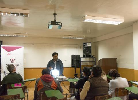 PRENSA 20180514 01 DOCENTES DE FORMACIÓN EN TEXTILES Y ALIMENTOS SE CAPACITAN EN LA GESTIÓN DE MARCAS