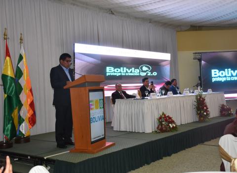 PRENSA 20230930 01 GOBIERNO RECONOCE ESFUERZO DE CREADORES Y ENTREGA GALARDÓN: BOLIVIA PROTEGE TU CREACIÓN
